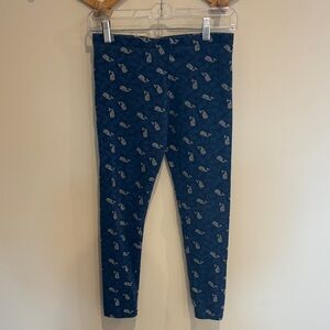 Vineyard Vines girl leggings size L 14 blue whale print